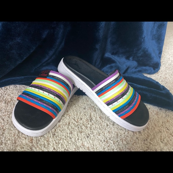 Multicolor Jordan Slides - Picture 2 of 5